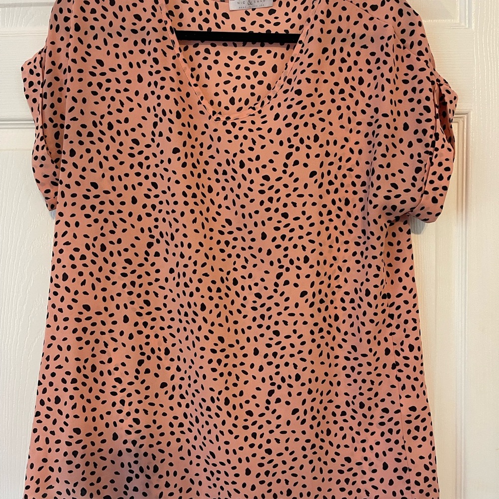 Chic Pink Polka Dot Blouse